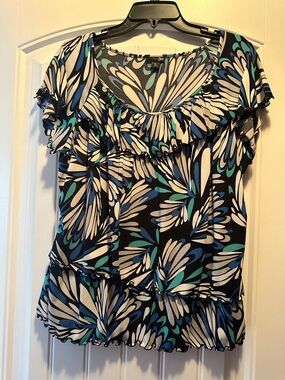 East 5th Black White Blue Teal Ruffle Floral Blouse